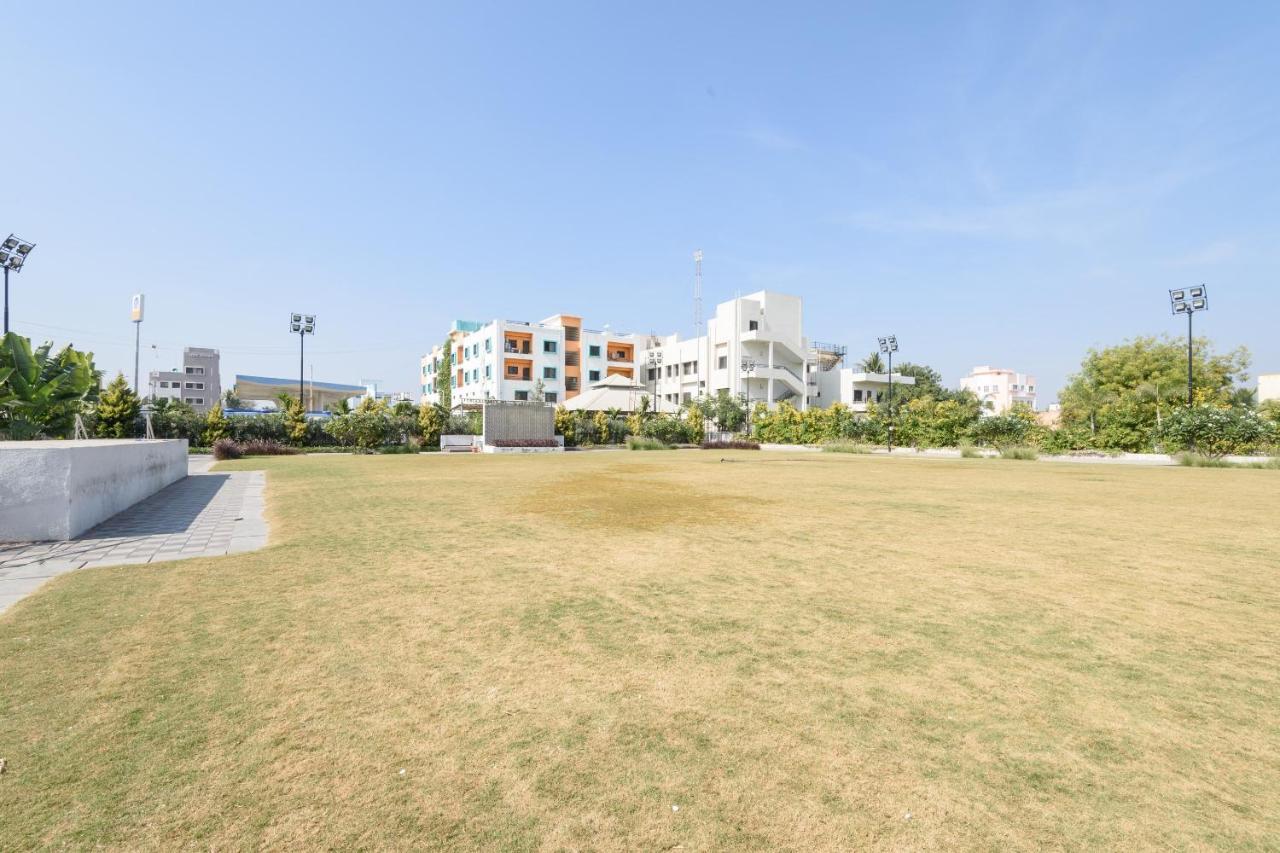 Oyo 22964 Kundan Lawns Hotell Shirdi Eksteriør bilde