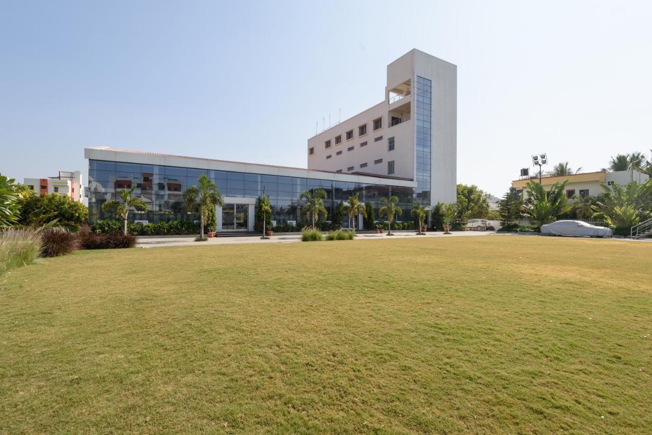 Oyo 22964 Kundan Lawns Hotell Shirdi Eksteriør bilde